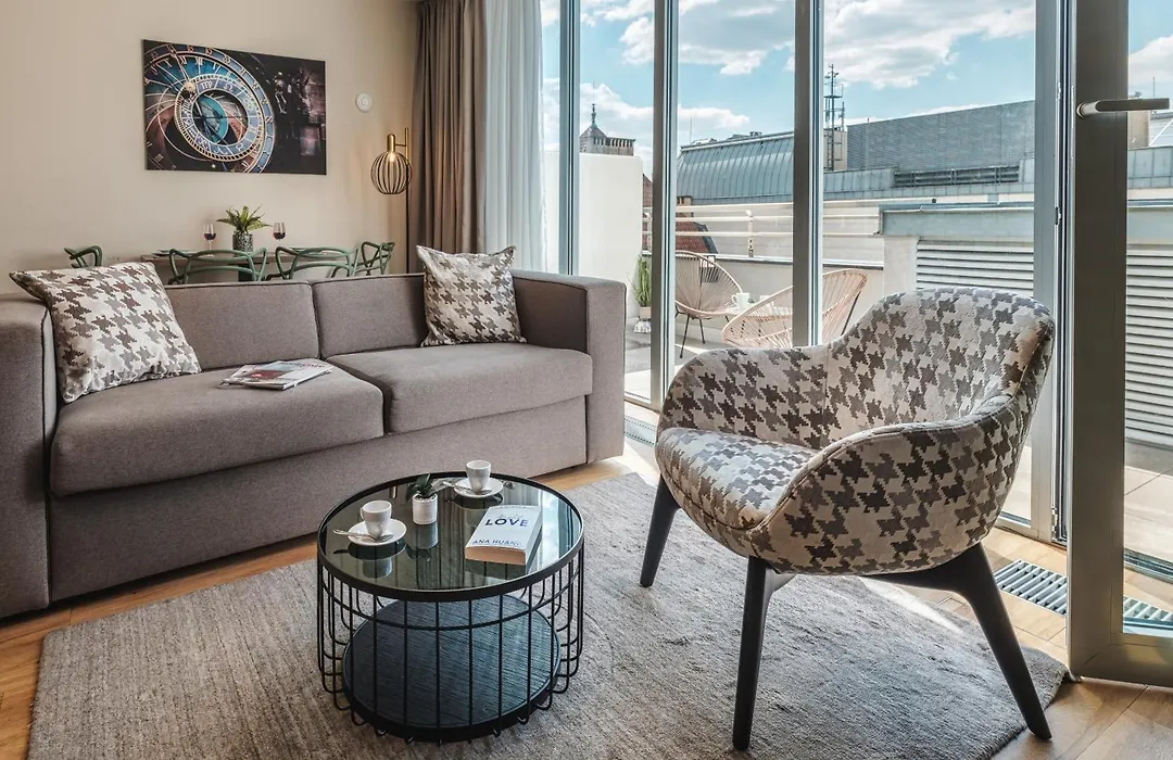 Vn17 Rooftop Suites By Adrez-1
